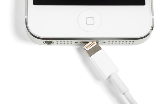 Apple Ditching The Charging Plug For Its High-End Phones By 2021